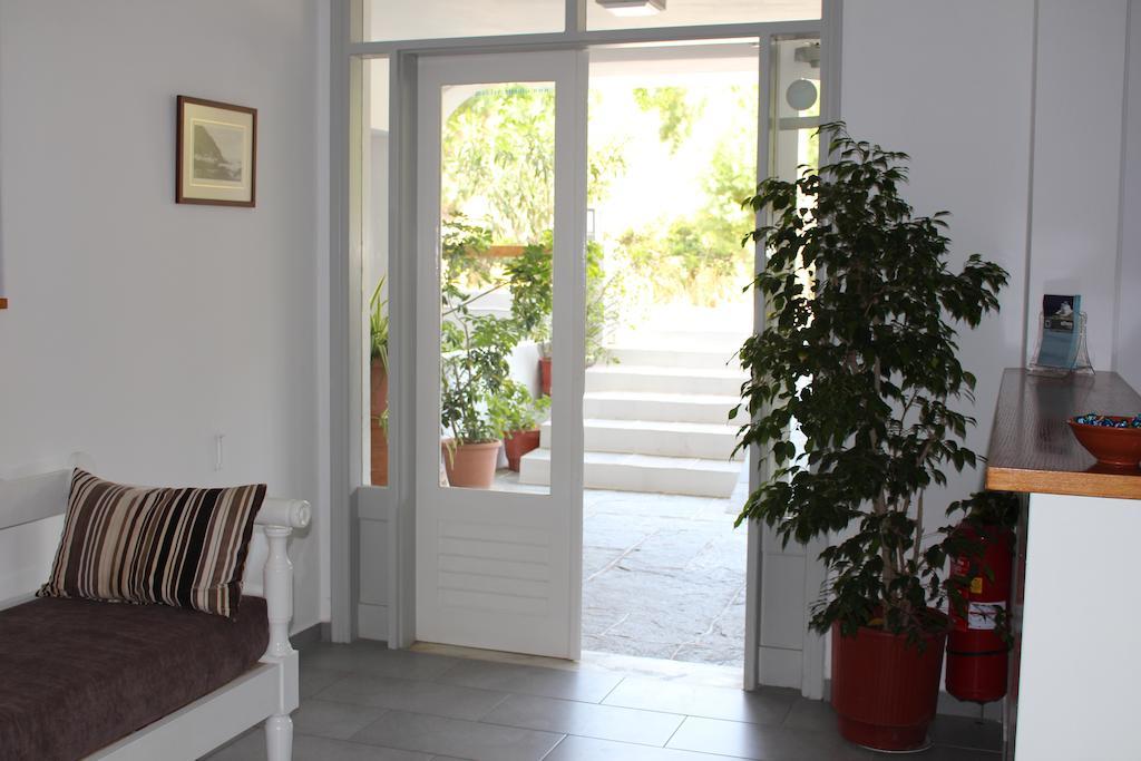 Hotel Kamari Kamares  Bagian luar foto